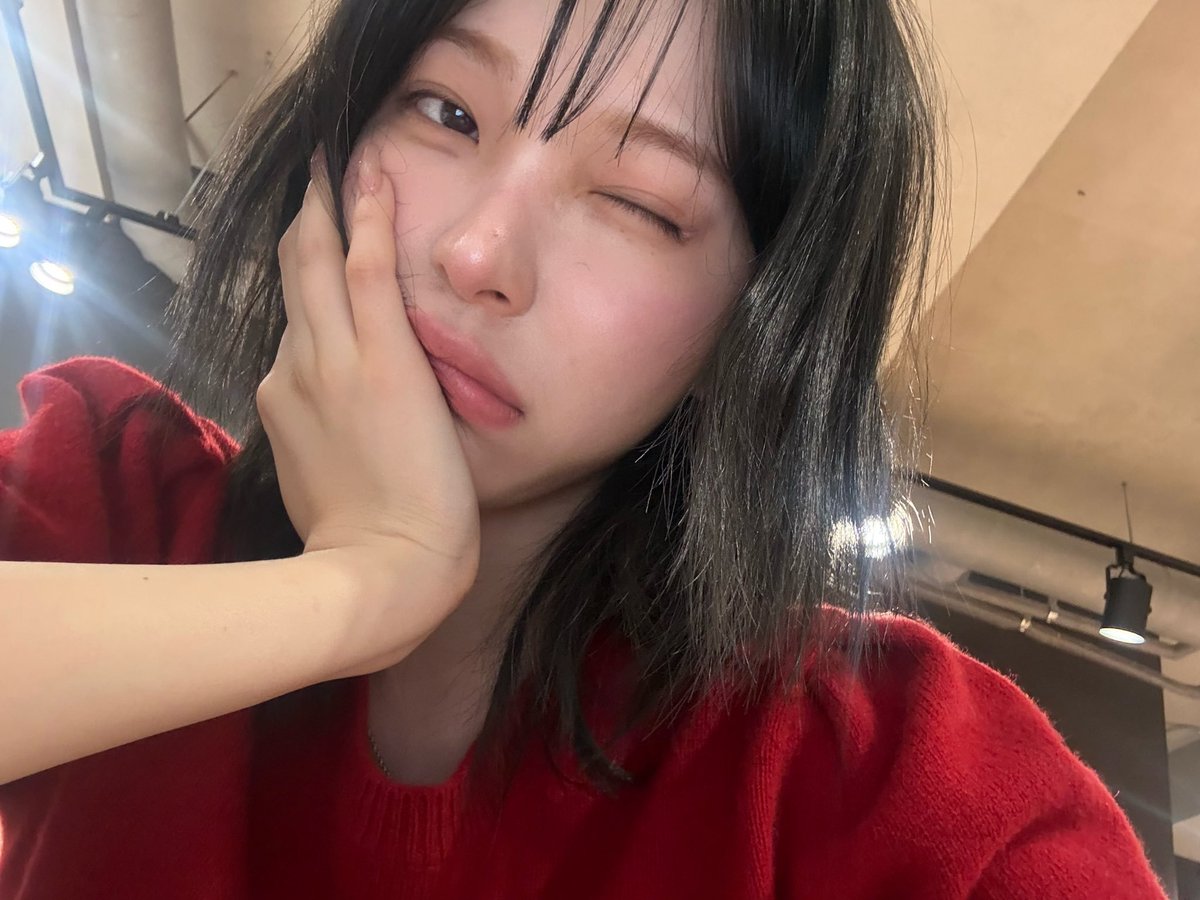 JIHEON_queen's tweet photo. 안녕💋 새로 들어온 우월여왕이야💗

너희 같은 소추 마조년들 붙여로 바닥에 

기어 다니게 해줄테니깐 편하게 팔 걸구 

뎀 보���줘💋 룰이랑 벌칙두 같이💗💗

#붙여 #붙여대결 #여깨 #우월 #여왕 https://t.co/Kjd1iW4Dqy