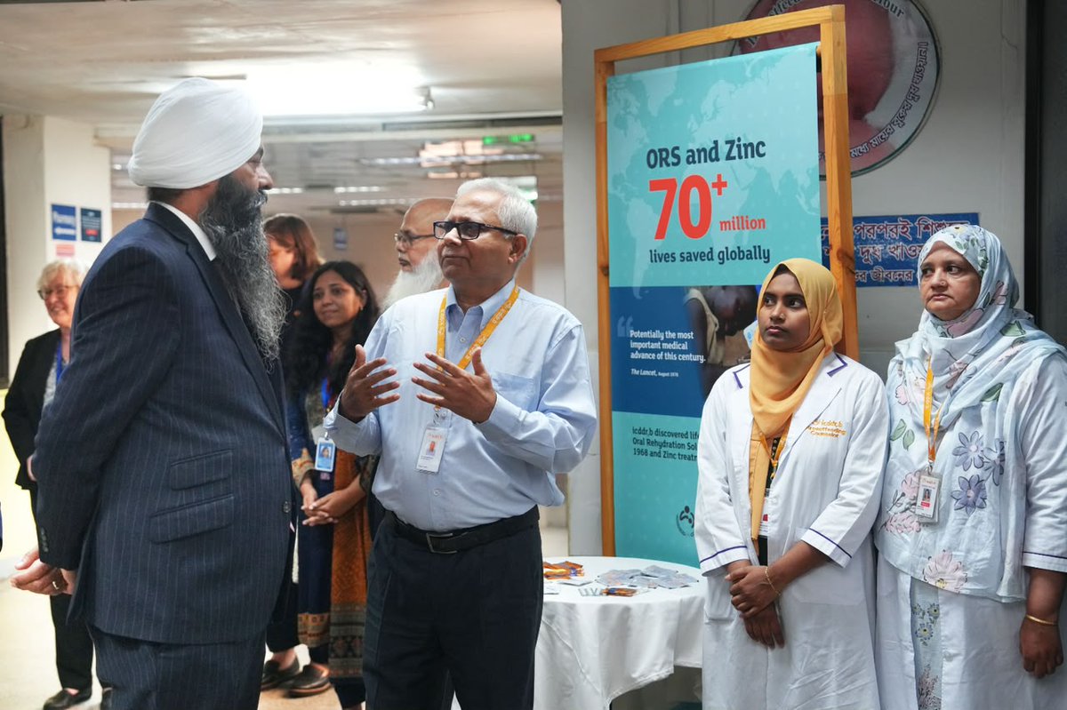 CanHCBangladesh's tweet photo. 🇨🇦Secretary of State Randeep Sarai visited @icddr_b to see how world-class research becomes practical, low-cost health solutions. Canada’s $15M core funding builds on decades of partnership, alongside $24M for SRHR, advancing better health in  &amp; beyond.  

#CanadainBangladesh https://t.co/ooIipiRcS6