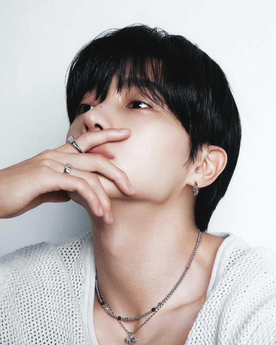 dawn_for_uu's tweet photo. 그리고 저희 이것도 할말 많잖아요... https://t.co/8ZsABTCUgc