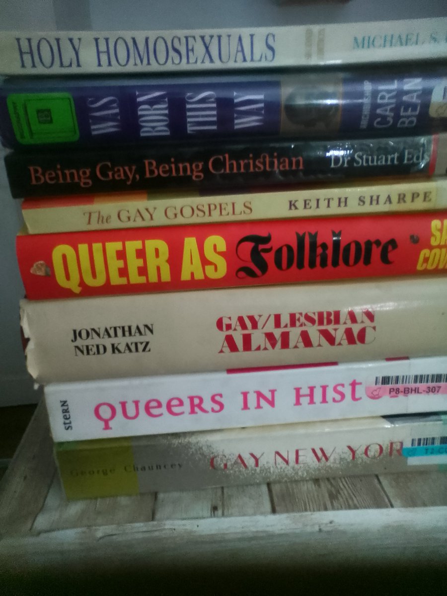 MarkEdwardJose1's tweet photo. Gay themed library FREE. History biography Christianity fiction. All free for the taking but you must pick up in Phoenix as I don't drive. https://t.co/Q5DY4KQ7xu