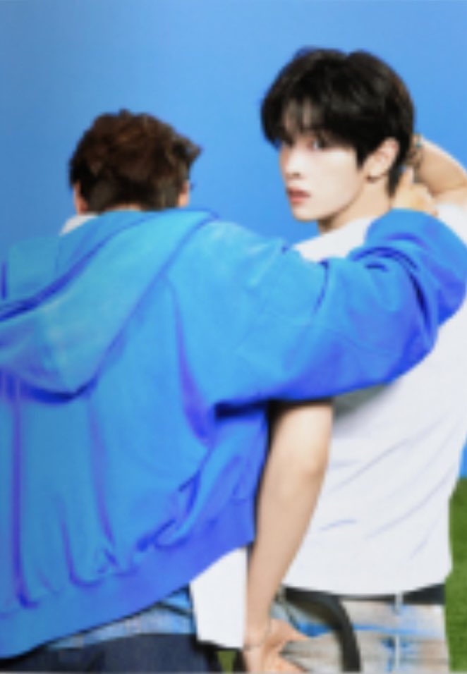 ruuuuusc's tweet photo. 영원즈 유닛컷 존예 ㅠㅠ https://t.co/Q059FROCHf