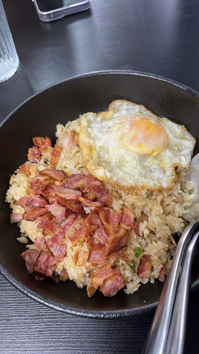 kiarataIe's tweet photo. ⠀
Simple lunch + Marathon series = love. 
⠀ https://t.co/b4ZlPd7ckg
