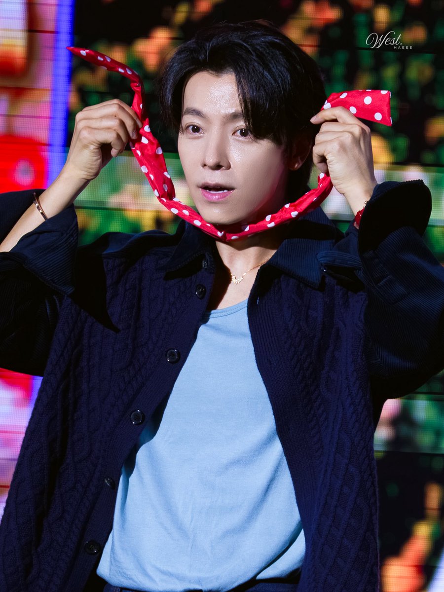 westhaeee's tweet photo. -
🎀

𝟐𝟎𝟐𝟔 𝑫𝑶𝑵𝑮𝑯𝑨𝑬 𝑩 𝑫𝑨𝒀 𝑷𝑨𝑹𝑻𝒀 [𝑯𝒂𝒑𝒑𝒚 𝑯𝒂𝒑𝒑𝒚 𝑯𝒂𝒑𝒑𝒚 𝑩𝒊𝒓𝒕𝒉𝒅𝒂𝒚] | 𝟐𝟎𝟐𝟔.𝟏𝟎.𝟏𝟏

#DONGHAE #동해 
#superjunior #슈퍼주니어 https://t.co/J8kwD8Ex0X