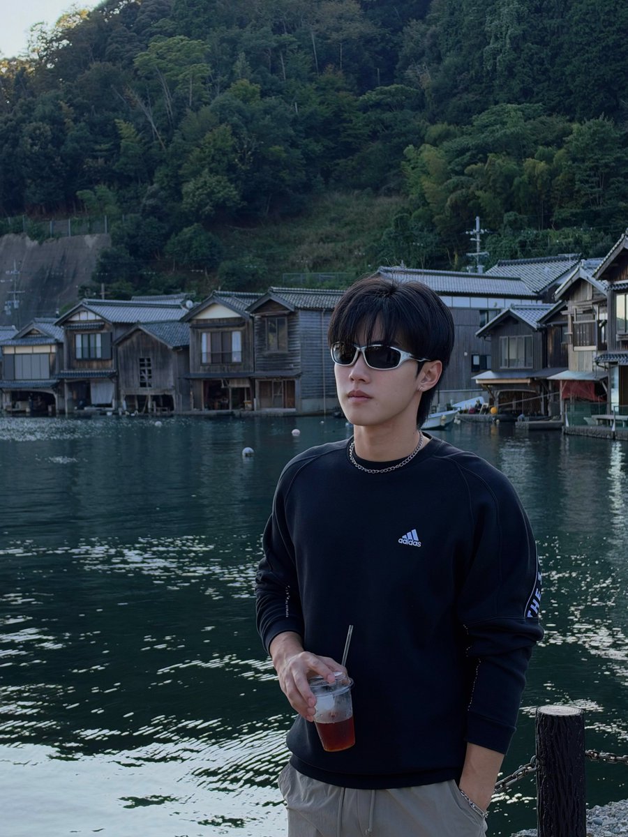 mcmrcpax's tweet photo. #ppromxx_ ig, 💜 [ 13, 10, 26 ] https://t.co/19rr85qoW4