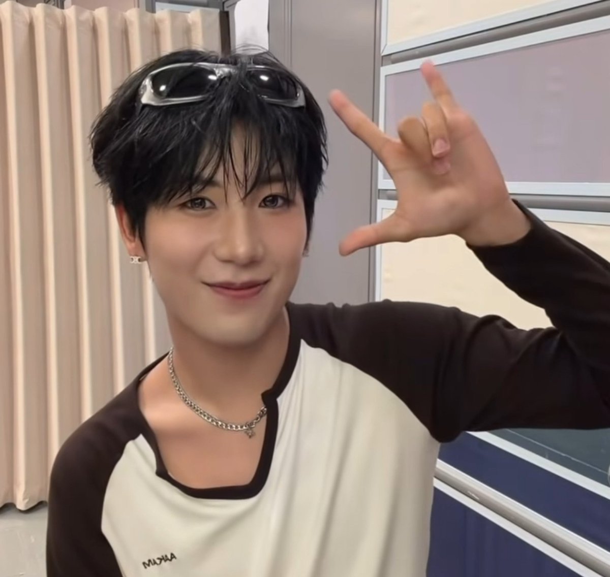 jamkoppe25258's tweet photo. フェスのHAYATOさんずっとカッコ良すぎたから
可愛いとむとむを置いておく https://t.co/Tv5B1Z87IF