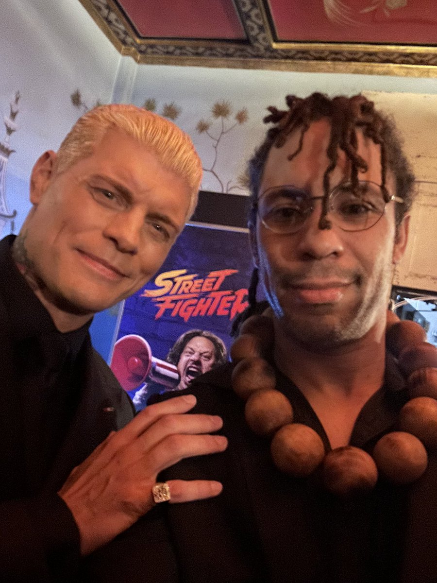unrooolie's tweet photo. Got to meet the legendary @CodyRhodes again. really dug his version of Guile and just really nice dood! https://t.co/vZG2DCALAJ