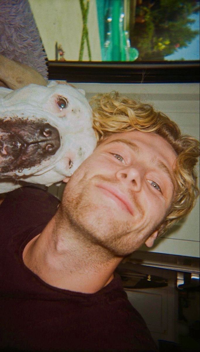 everythinggluke's tweet photo. https://t.co/IShuPSGO0r