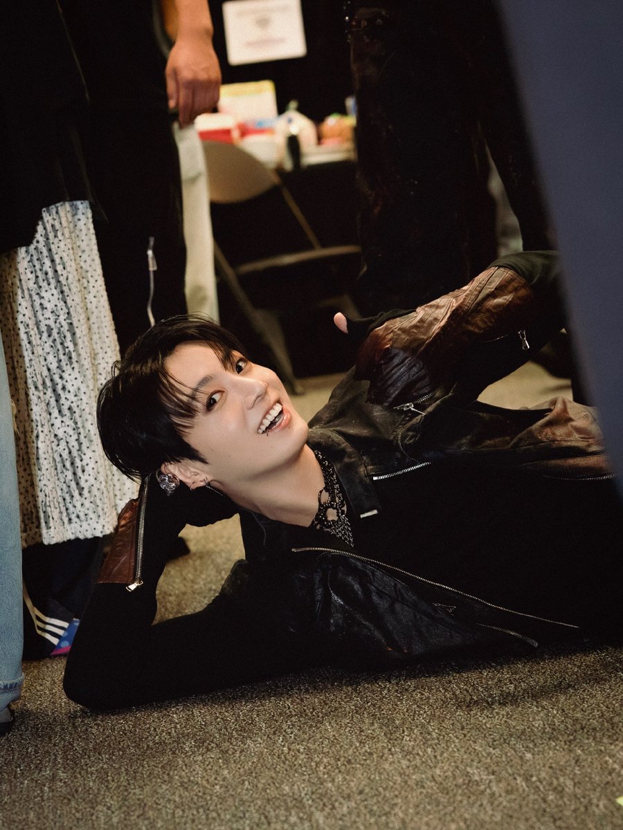 jungkookindex's tweet photo. [SNS] INSTAGRAM UPDATE 

#JUNGKOOK'S new Instagram post 📸

🔗https://t.co/zEf1mPr2FZ https://t.co/aHfKPywoD8