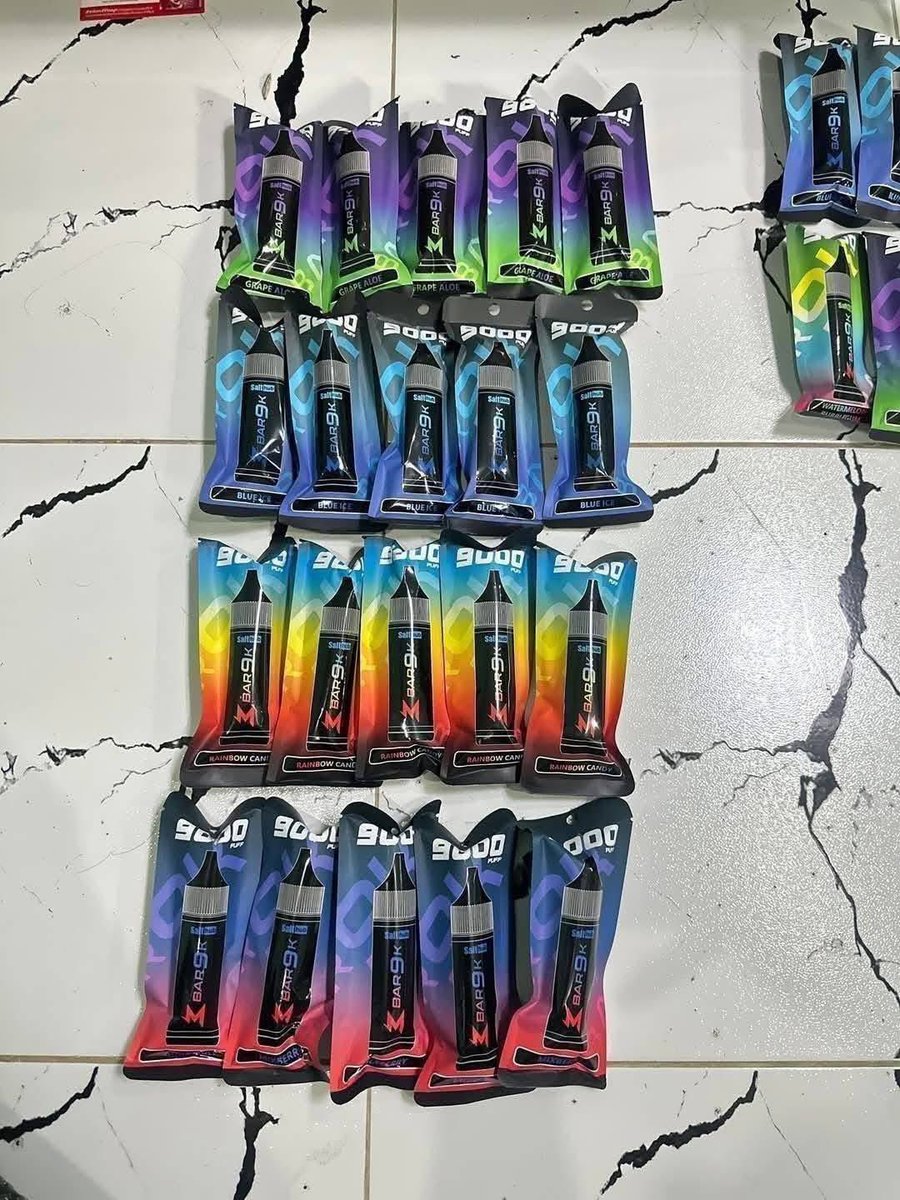 vciolpp's tweet photo. 𝑴𝒂𝒓𝒃𝒐 9,000 puff ของมีจำกัดพอตใช้แล้วทิ้ง  มีสายแถมให้ด้วย #ชาร์จได้ งานแท้พร้อมส่งค่ะมีบริการจัดส่ง

#พอต #บุหรี่ไฟฟ้า #พอต9000คำ #สูบแล้วทิ้ง #ใช้แล้วทิ้ง #พอตราคาถูก #มาโบ 

https://t.co/8aEcCUm7wM

#บุหรี่ไฟฟ้า #พอตใช้แล้วทิ้ง #หัวพอต #น้ำยาบุหรี่ไฟฟ้า #พอตส่งด่วน #relx https://t.co/SSqxjH4UJr