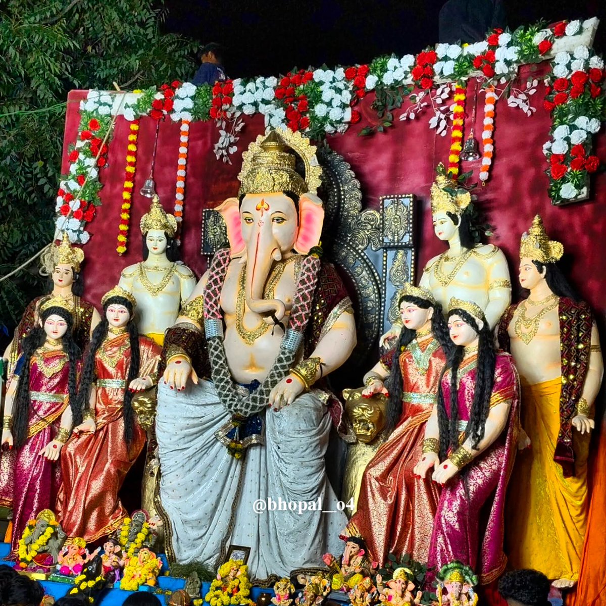 anainha6's tweet photo. Tag your bappa. Follow me @bhopal__o4 https://t.co/trQTJQQHmT