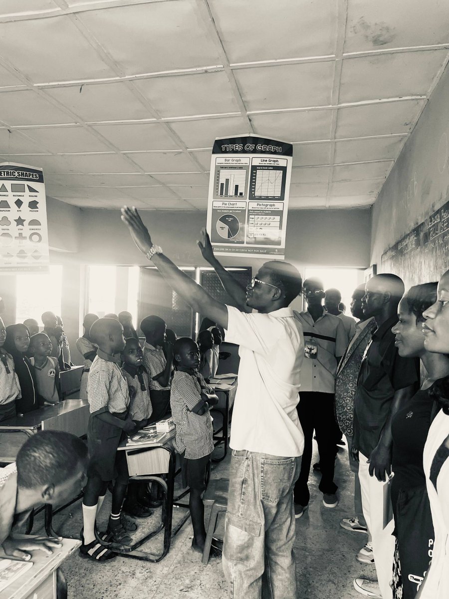DesignwithToye's tweet photo. Day 1 Agbaje Primary School.

Being part of CAC Immaculate Centre's campaign against drug abuse was a reminder that meaningful change begins with awareness, education, and service.

Let's protect young minds and their future.

My Mind. My Choice. My Future.

#DrugAbuseAwareness https://t.co/HTmH1saUDL