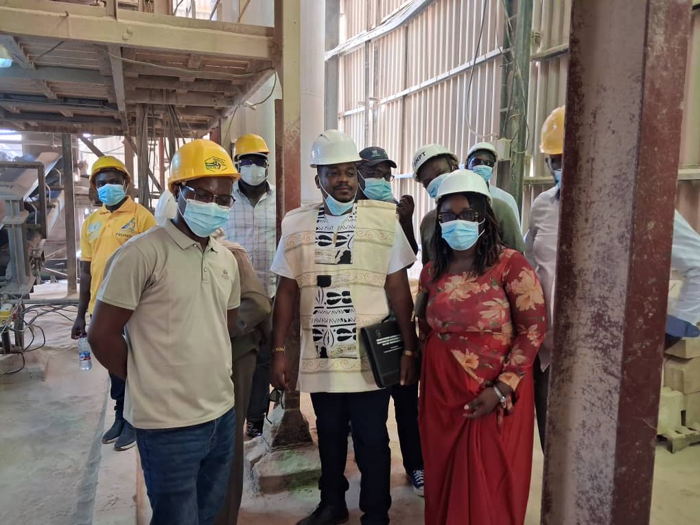 TrainForTrade's tweet photo. 🎓🌍 Clap de fin à Lomé pour le voyage d’immersion de la 17e promotion du Port Autonome de Douala !

🤝 Échanges professionnels, rencontres B2B et visites techniques chez Boluda et à l’usine de phosphate de Kpémé.⚓ Une expérience enrichissante pour les futurs cadres portuaires ! https://t.co/3w2wO78iN3