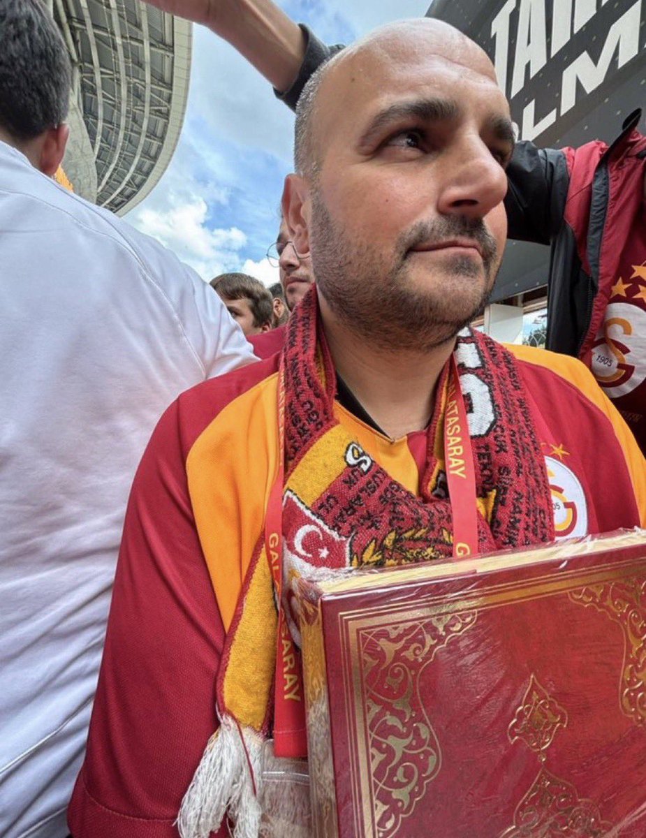 ayakicipilase's tweet photo. Kardeşim bugün yine dua’larına ihtiyacımız var, bizleri unutma bugün. https://t.co/9ecjDDHzNa