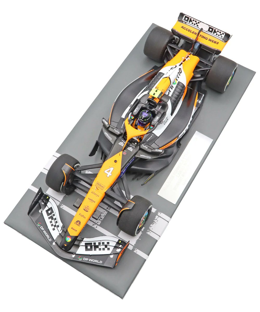 eurosports_shop's tweet photo. シンガポールの夜を制したノリス。その勝利を1/18で😉✨
マクラーレン F1 チーム MCL38 ランド・ノリス 2024年 シンガポールGP 優勝 by ミニチャンプス 1/18スケール
https://t.co/8buLEKEtHL
#f1jp #LandoNorris #ランドノリス #McLaren #MCL38 #SingaporeGP #シンガポールGP #MiniChamps #ミニチャンプス #F1モデルカー #F1ミニカー #コレクションアイテム #F1goods