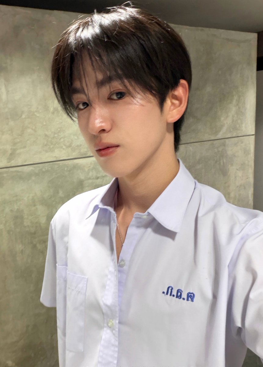 hanajinuna's tweet photo. ถ่ายรูปอย่างเทส หน้าอย่างหมวย 🤏🏻🥺

#JINWOOKkim https://t.co/QThDGBMPqR