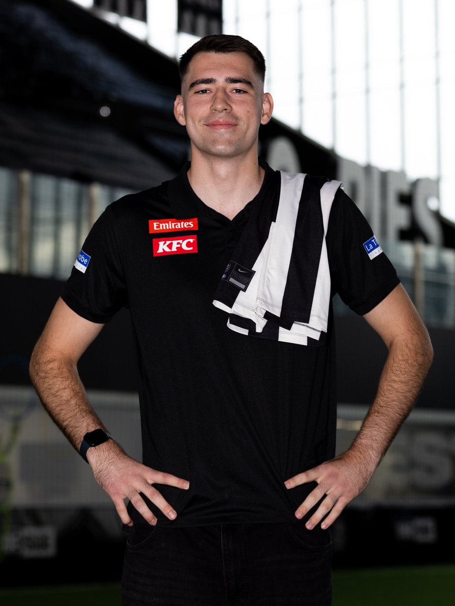 CollingwoodFC's tweet photo. In the black and white as a Collingwood player for the first time 😍

209cm ruck Flynn Riley joins us from the old enemy after growing up a Collingwood supporter! https://t.co/7LbNIDVN42