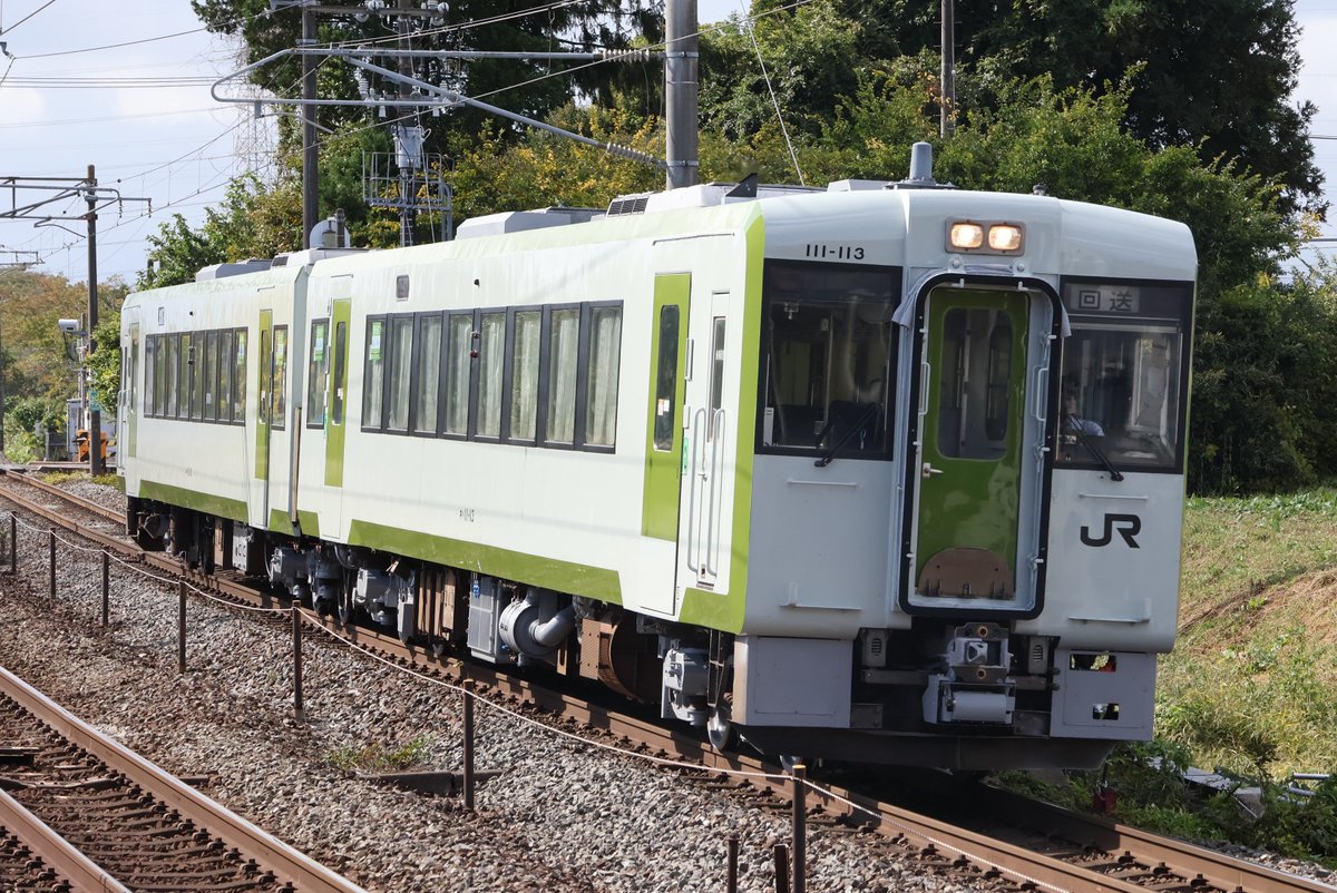 nmxqy1way7's tweet photo. 2026/10/13
回9549D
キハ111-113+キハ112-113
KY出場回送
床まわりがきれいなグレーになっています。 https://t.co/7lGnDkbtIZ