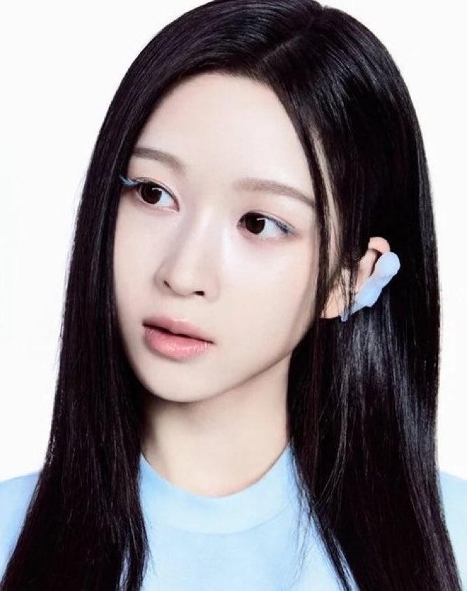 youngpicss's tweet photo. INFORMATION / PROFILE OF THE LEADER YOUNG OF #A2OLITE #영 ♥︎ 

Full Name: Jung Siyoung (정시영)
Birthdate: October 27, 2008, South korea
Nationality: Korean🇰🇷

- She studied vocal music from 5th grade until 2nd year of middle school

#A2O #A2OLITE #YOUNG #영 https://t.co/IkVnIUtpDJ