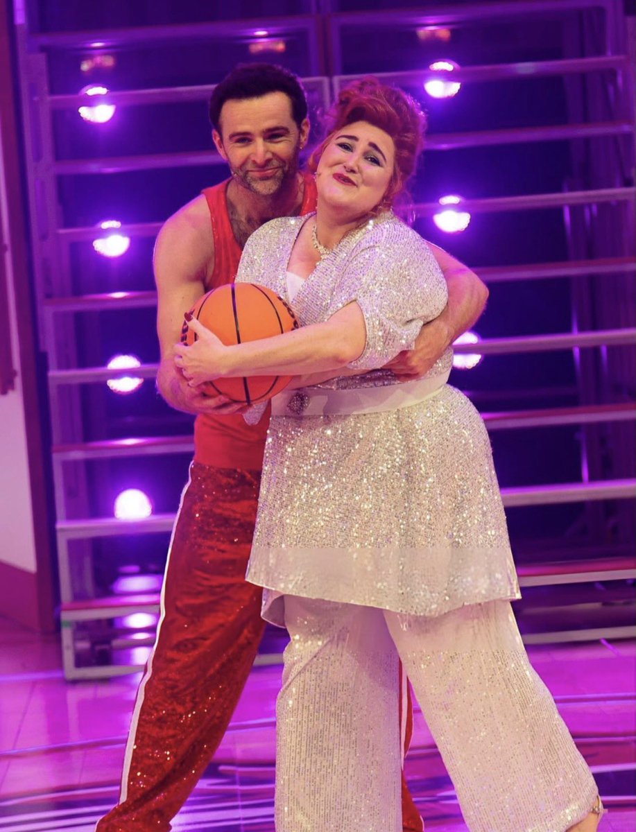 GrantSRivers's tweet photo. I was at at the opening night of #HighSchoolMusical last night in Wembley. To see @mcflyharry, @TobiasTurley &amp; @KayCeeStroh do their thing with a bit of nostalgia 20 years after the film. 🏀
#HarryJudd #KayCeeStroh #TobiasTurley https://t.co/iGh0pi6nxI