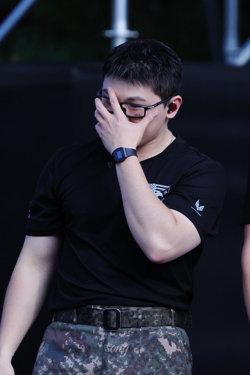 songsong171004 tweet picture