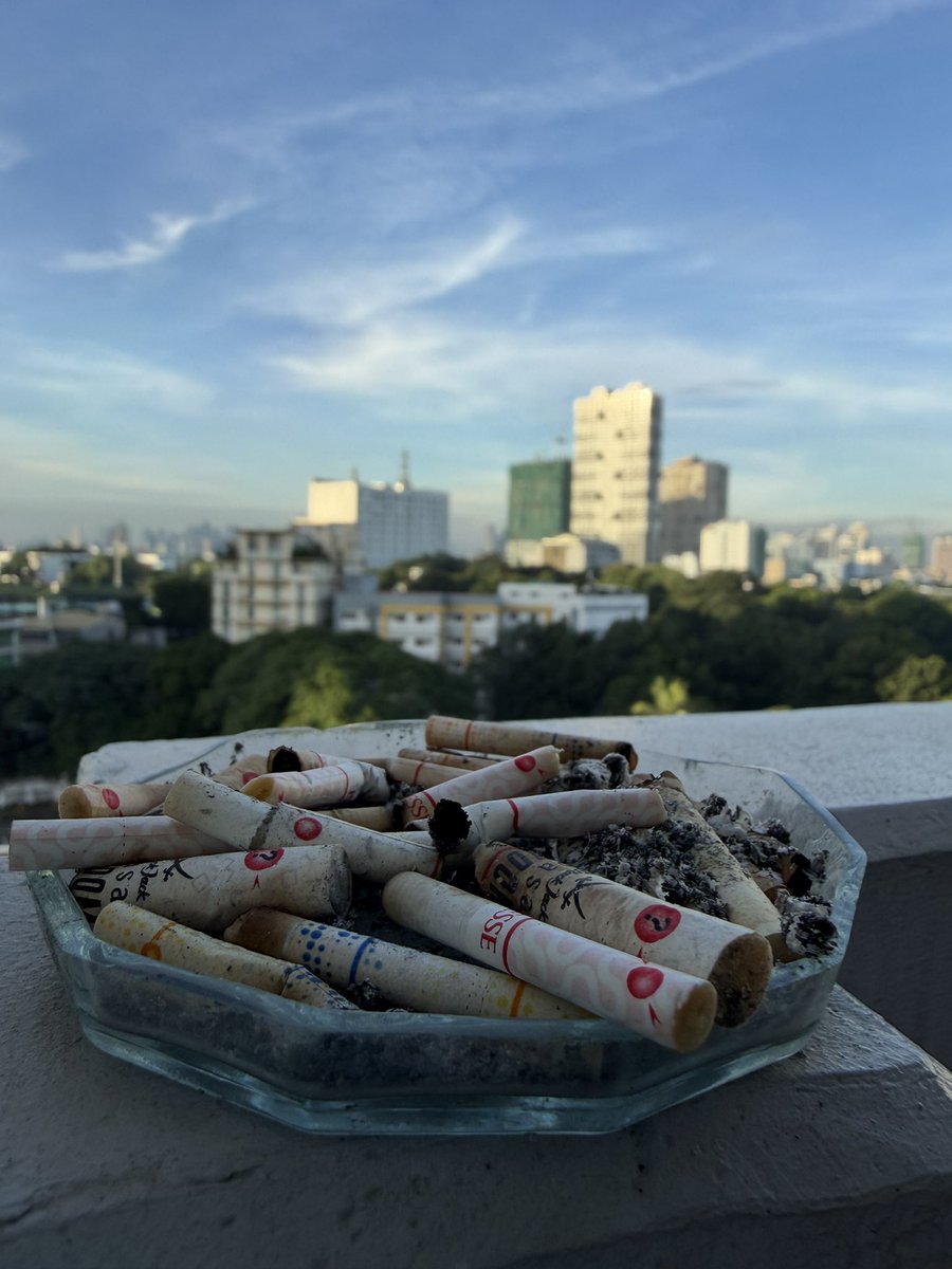 marxboroblue's tweet photo. ano ambag mo? smog po sa qc #yositwt https://t.co/hHQkNtOg8o