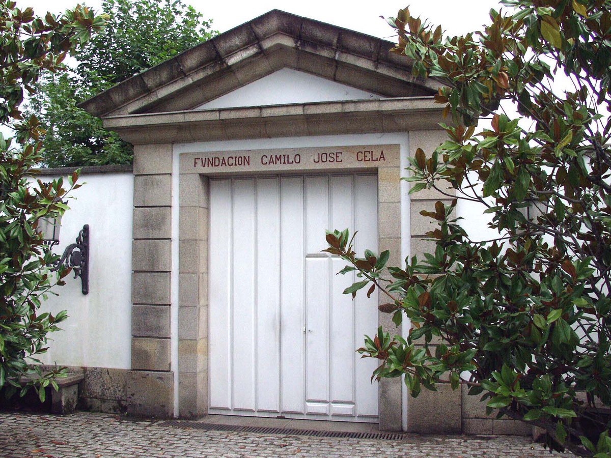 FundacionCela's tweet photo. ¡¡¡AVISO PARA NAVEGANTES!!! El Museo Camilo José Cela cambia su horario al de invierno. Si queréis venir (que lo estáis deseando, lo sabemos…😉😉😉), a partir de hoy y hasta el 30 de junio de 2027 abriremos al público de lunes a viernes, de 10.00 a 14.00 h. ¡Os esperamos! 🥰🥰🥰 https://t.co/gxu1idwhPd