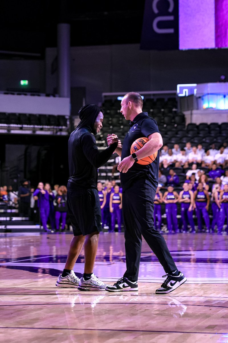 TarletonMBB's tweet photo. What a night to start our season 🤩 https://t.co/Pz5fe3A31r