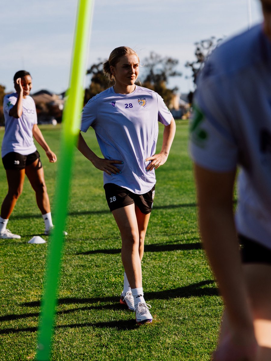 PerthGloryFC's tweet photo. 4 days to go…🚀
Preparations are in full swing for our @aleaguewomen as they get set to head to Newcastle for round one this Saturday.
#ONEGlory https://t.co/Se6uajGlTr