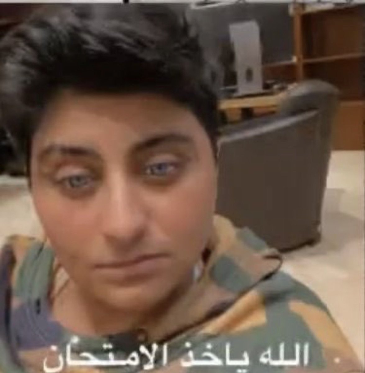 SAjsjfr's tweet photo. والله كنت ��ام اصيد البنات مامداني ادرس https://t.co/bbBz6mkQMP