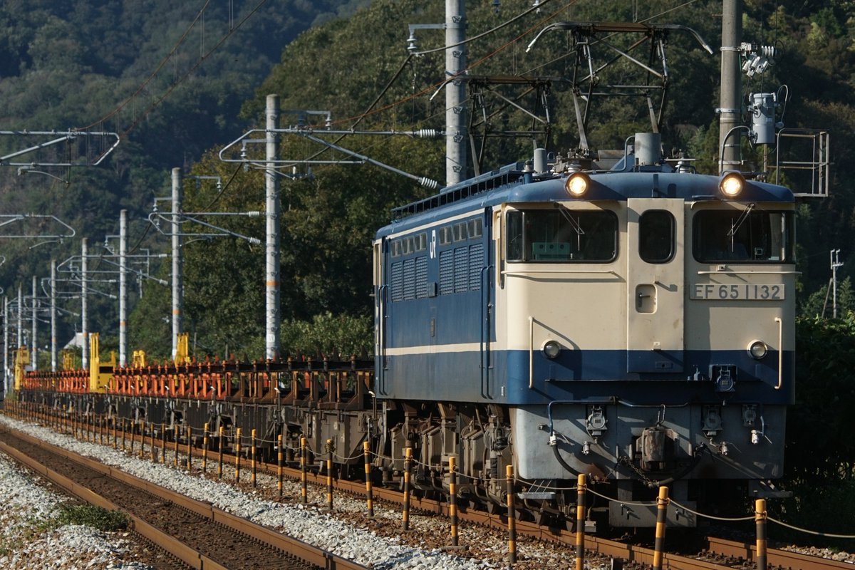 Vistore_line_81's tweet photo. 2026/10/13
工9380レ
下関工臨返空
EF65-1132＋ロンチキ12車
西日本版キヤも発表され、このロンチキもいつまで見れるのやら。 https://t.co/J8M2qiYwjB