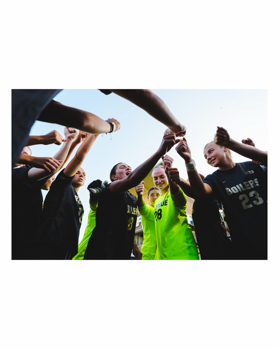 mustafa_atess's tweet photo. From Somebody to Someone. A few favorites from my final soccer coverage of the season. https://t.co/4BQMNrRsdi