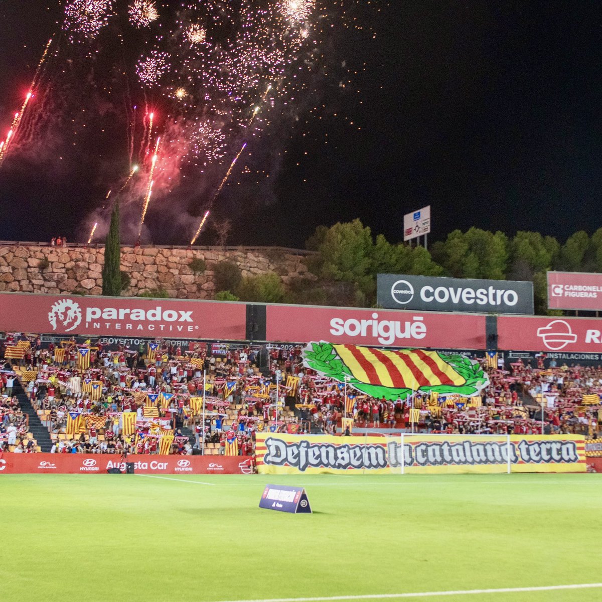 Memes_Nastic's tweet photo. A Twitter, pel·lícules.
Al Nou Estadi, els fets.
#FunWithFlags https://t.co/JhtTGIalvu