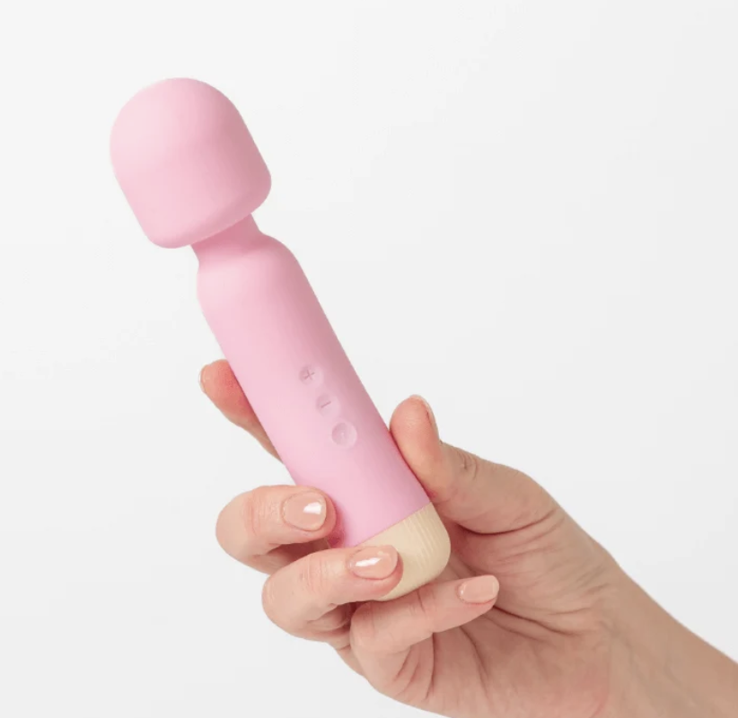 Toyslifes's tweet photo. Many women who have never experienced an orgasm before, get it right with a vibrator. 

Experimenting with toys means more pleasure, getting to know your body &amp; discovering erogenous zones. https://t.co/qoxMqEL8LW