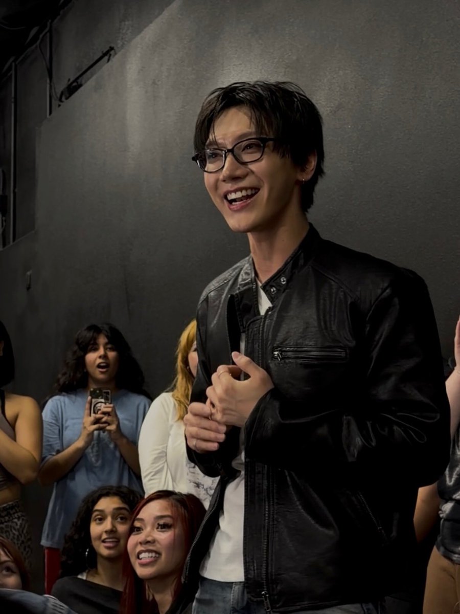misskloss_1001's tweet photo. Handsome
#TEN_OUTWEST #TEN
#TEN_USSHOWCASETOUR https://t.co/NnQE5vFKhx