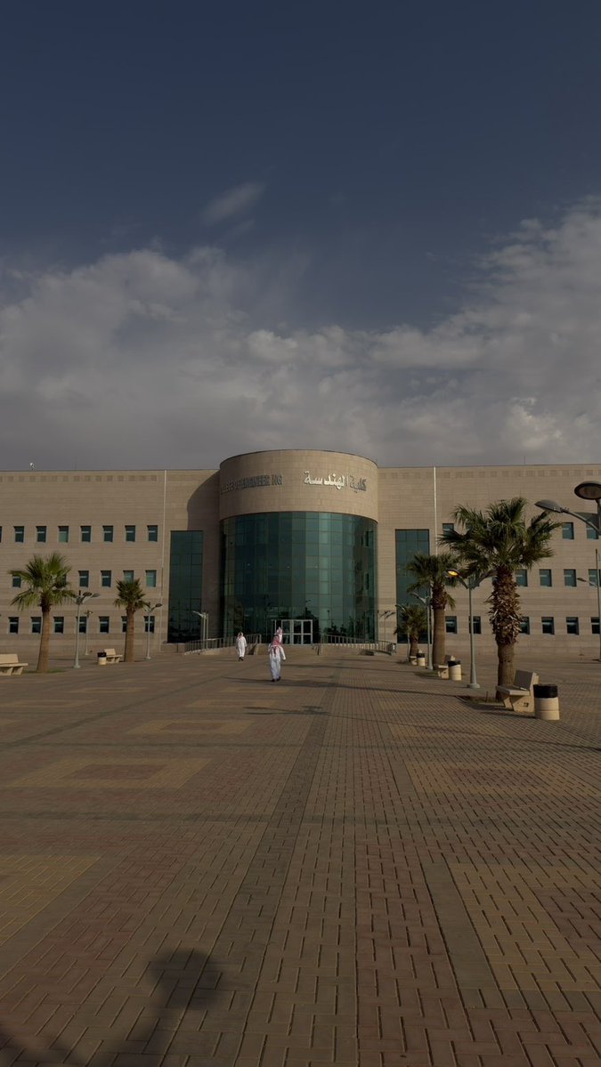 faisall_1429's tweet photo. « لا تَحسَب المجدَ تمرًا أنتَ آكلُهُ
لن تَبلغَ المجدَ حتى تَلعَقَ الصَّبِرا » https://t.co/hCWpZZ8vy9