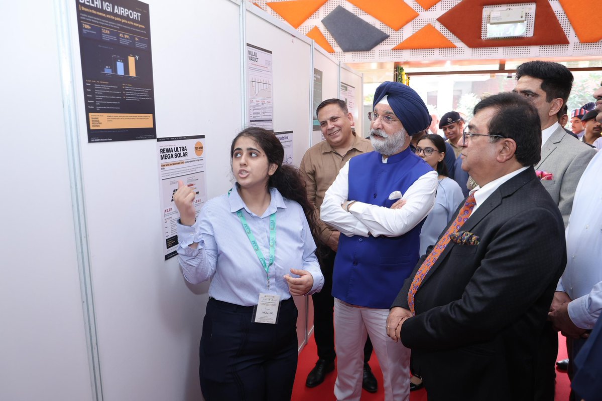 LtGovDelhi's tweet photo. Addressed the Capacity Building Programme on Leveraging Public-Private Partnerships as well as interacted with students and faculty at GGSIP University, Dwarka.

PPPs are not just about financing - they are about aligning public purpose with private capability to deliver better outcomes.

Outlined 4 pillars for success:

• Right Model: Deploy PPPs where they add real value
• Robust Preparation: Ensure due diligence and balanced risk-sharing
• Seamless Coordination: Drive convergence and time-bound execution
• Accountability: Ensure measurable outcomes and lifecycle transparency

A practical PPP Playbook will help officers translate partnerships into efficient, accountable public services for #ViksitDilli2047.