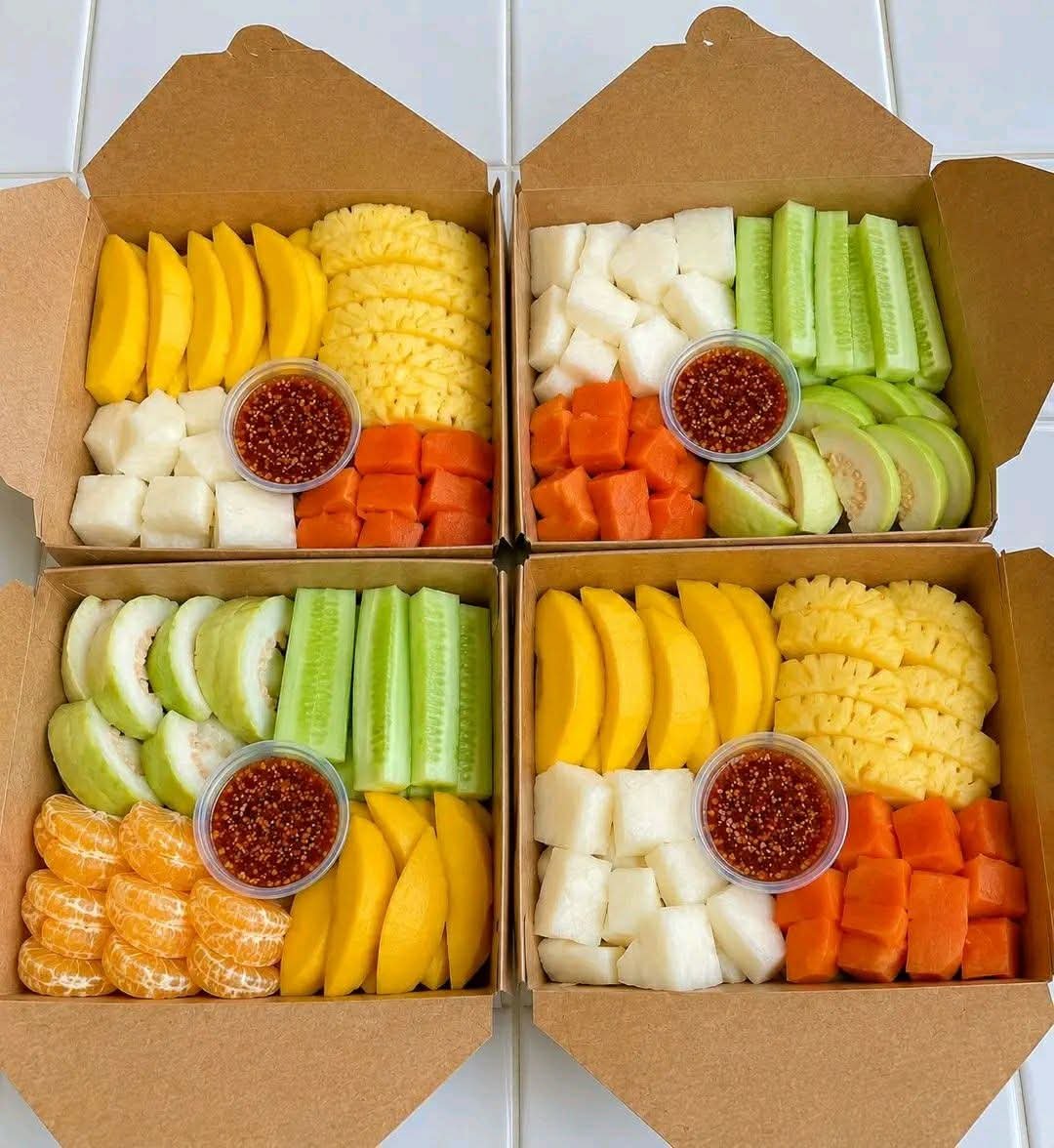 earlycahyax's tweet photo. Di tawarin temen rujak perbox 15k, menurut kalian worth it ga nih? https://t.co/yjm38VvChO