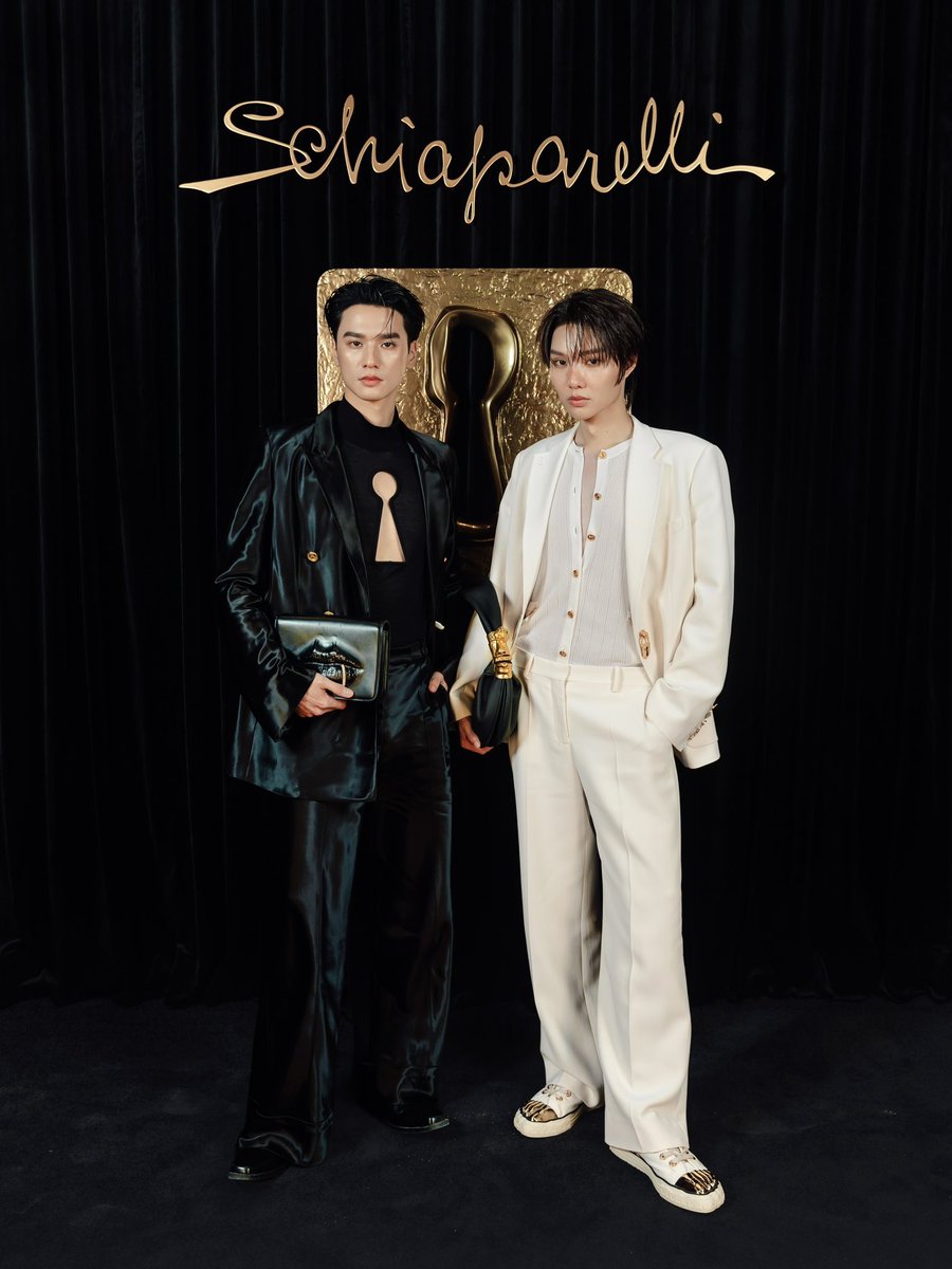 2KengOFCTH's tweet photo. 📊 EMV —  KENG NAMPING IN PARIS FW27
#SchiaparellixKENGNAMPING

#Schiaparelli มีอัตราการเติบโตของ EMV เมื่อเทียบกับปีที่ผ่านมาสูงที่สุด โดยพุ่งขึ้นถึง +974% มูลค่า $5.9 ซึ่งนำโดยนักแสดงชาวไทย "น้ำปิง" นภัสกร ปิงเมือง @nampingnapat และ "เก่ง" หฤษฎ์ บัวย้อย @harit_keng 

🔗https://t.co/KG8r836JJb

#KengHarit #nampingster
#KengNamping #PFW