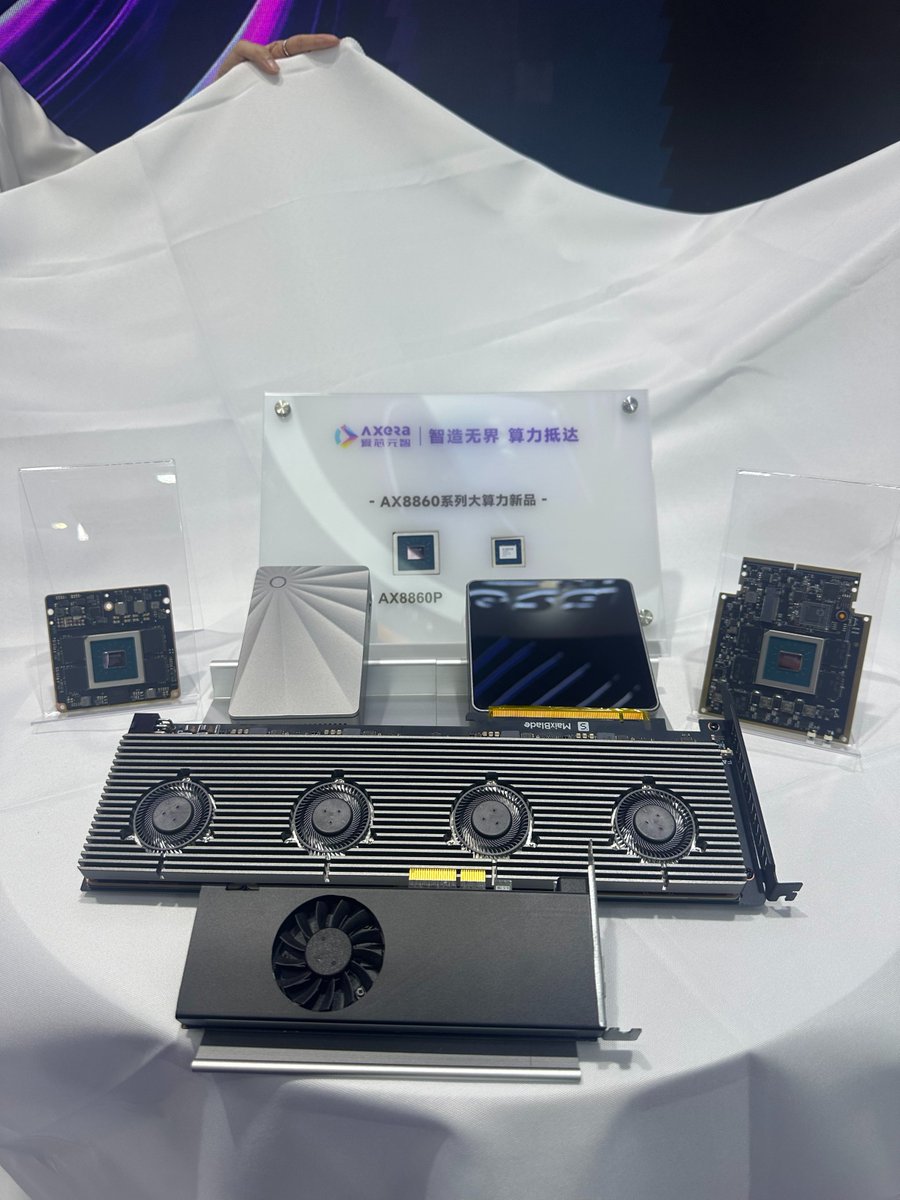 RadxaComputer's tweet photo. AX8860P spec preview ⚡
16-core Arm Cortex-A55 · up to 128 TOPS NPU · 256-bit LPDDR5/5X · PCIe 5.0 connectivity.
Built for personal cloud AI. #pocketsupercomputer https://t.co/RtRiH1ZqMu