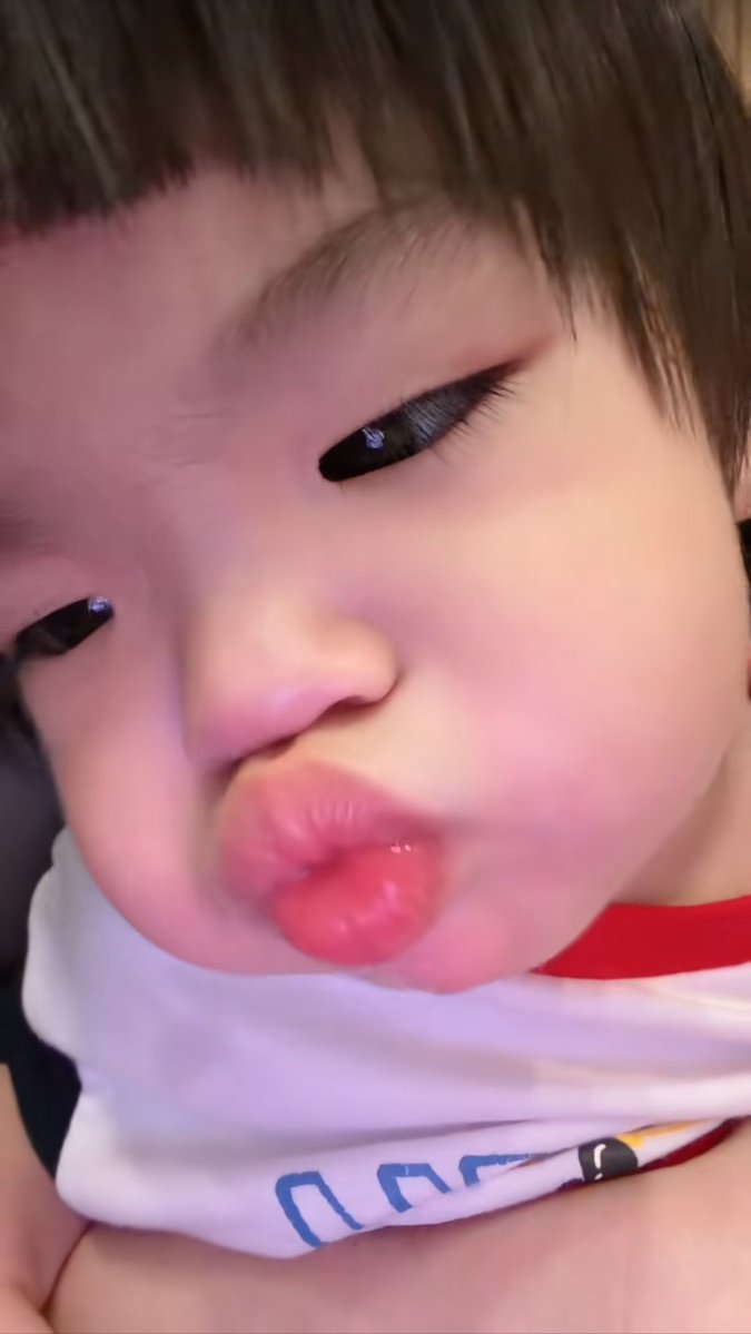 p_peoshi_'s tweet photo. งืออไอ่อ้วมมมมมมม🐽🤏🏻

#CADEN https://t.co/ybhTJLhnlV