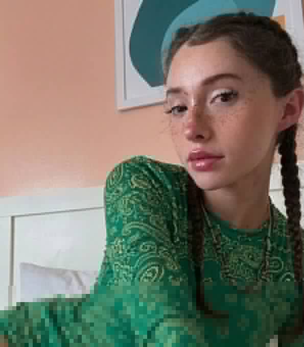Summeryrcb's tweet photo. Just bored #transgendercommunity #summertimeep9 https://t.co/PUTZez9Yg7