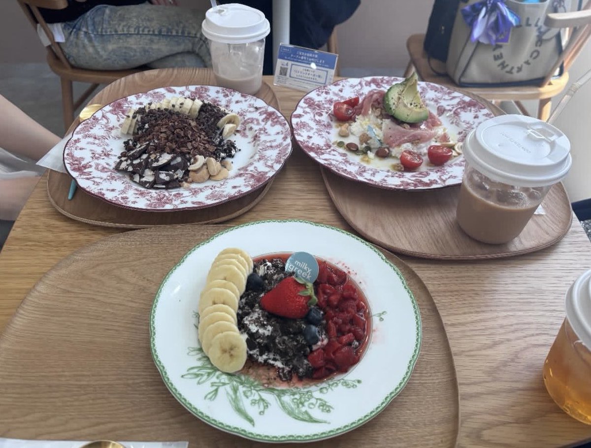 umi0915_'s tweet photo. 昨日初めてグリークヨーグルト食べたけど、美味しかった！
特に生ハムとアボカドのやつ美味しい！ https://t.co/F5R5uoMyNU