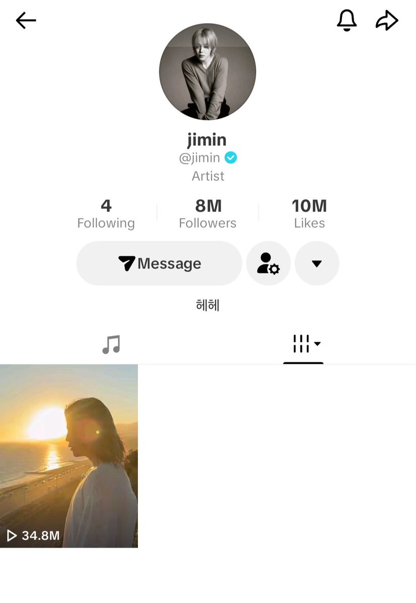 JIMIN_RECORD13's tweet photo. 지민의 틱톡 계정 팔로워가 800만 명을 달성했습니다.

지민의 첫 번째이자 현재까지 유일한 게시물인 #thisisjimin #bemine 안무 영상은 3,480만 조회수를 기록했으며,  1,000만 좋아요를 돌파했습니다! 🔥👏

또한 북마크 수도 93만개로 곧 100만을 바라보고 있습니다.

➡️https://t.co/TKrxkHJEBP

HAPPY BIRTHDAY JIMIN 🎂 #HappyJiminDay #JIMTOBER2026 
#JIMIN #지민