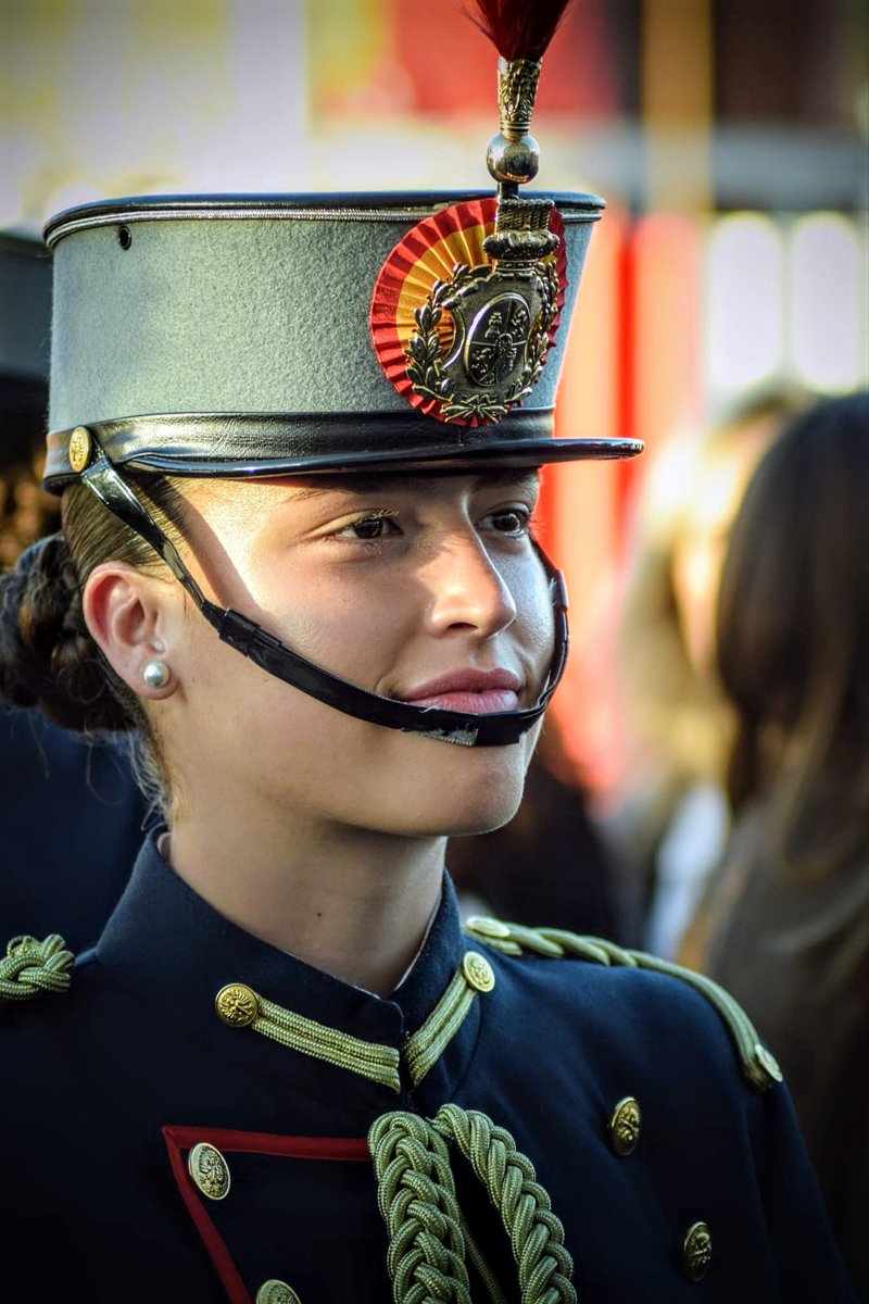 Adrianletme's tweet photo. #DFN2026 #12deOctubre #FAS #DesfileNacional #FuerzasArmadas

Damas cadetes de la Academia General Militar del @EjercitoTierra https://t.co/zylmBudtQD