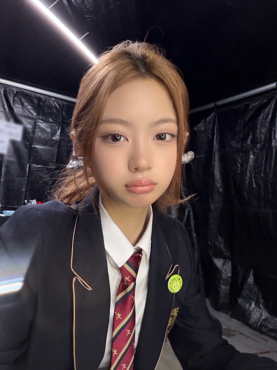 _PsKya's tweet photo. 이런 셀카 좋아해서 어떡하지… 
  갱생불가 https://t.co/l8eqfBOynK