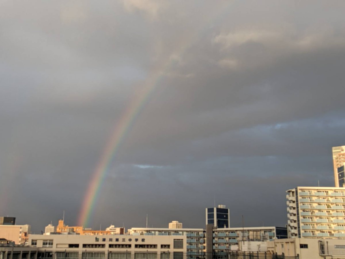 snkonkatsu's tweet photo. 空にかかる虹🌈のように、あなたの未来に素敵な架け橋をかけませんか？✨ #スポニチ婚活 は、真剣な出会いを全力で応援します‼

https://t.co/5ZJiXap7rc

 #虹　#出会い　 #幸せの架け橋　＃スポニチ婚活 https://t.co/QO7G83xYFl