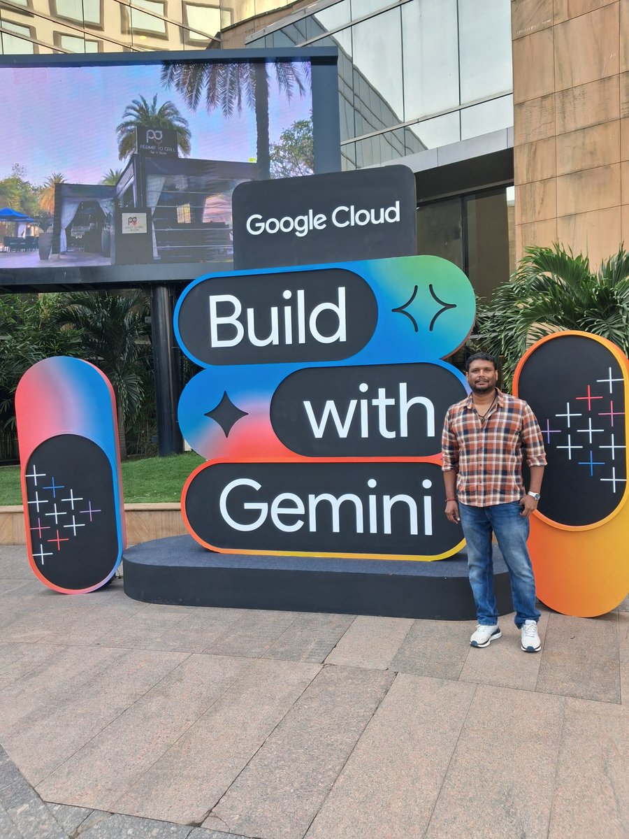 ganeshkumar1453's tweet photo. 🚀 A glimpse of the energy at #GoogleCloud!
Excited to see AI transforming how we build, innovate, and create! 🚀 Building the future with Gemini. ✨

#Gemini #GoogleCloud #BuildWithGemini #AI #Innovation https://t.co/CBMJGEPlY9