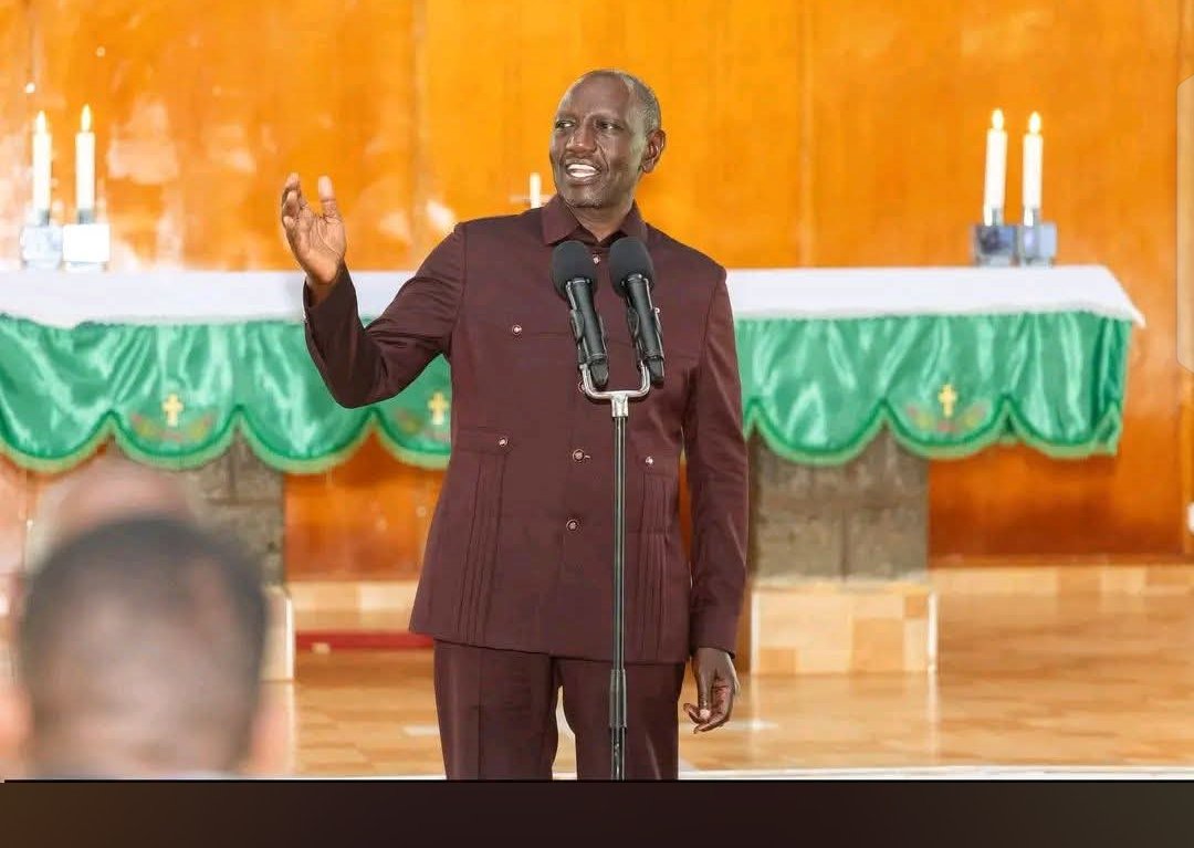 MutemiWaKiama's tweet photo. "When I became president, I found that my predecessor Uhuru Kenyatta was giving you 60 units of Electricity for Ksh 1000. Mimi William Samoei Ruto nkaona hiyo ni utapeli nkaondoa macartel sasa mnapata 26 Units of electricity for Ksh 1000."

Alafu unaskia mtu akisema #WANTAM! https://t.co/fK6acKk3Nx