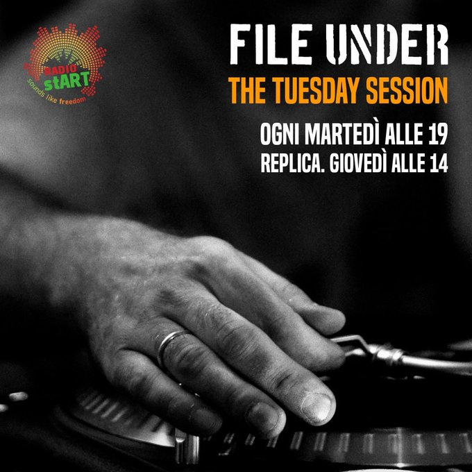 ArtRadiost's tweet photo. Alle 19, Globster è in onda su https://t.co/Ws0TS3FDn6 con una nuova puntata di The Tuesday Session: rarità del passato di musica elettronica da tutto il globo  #TheTuesdaySession #Globster #October13 #13Ottobre #Tuesday #Martedì #MusicaElettronica @ArtRadiost @TonyLioci https://t.co/ekdeH4algQ