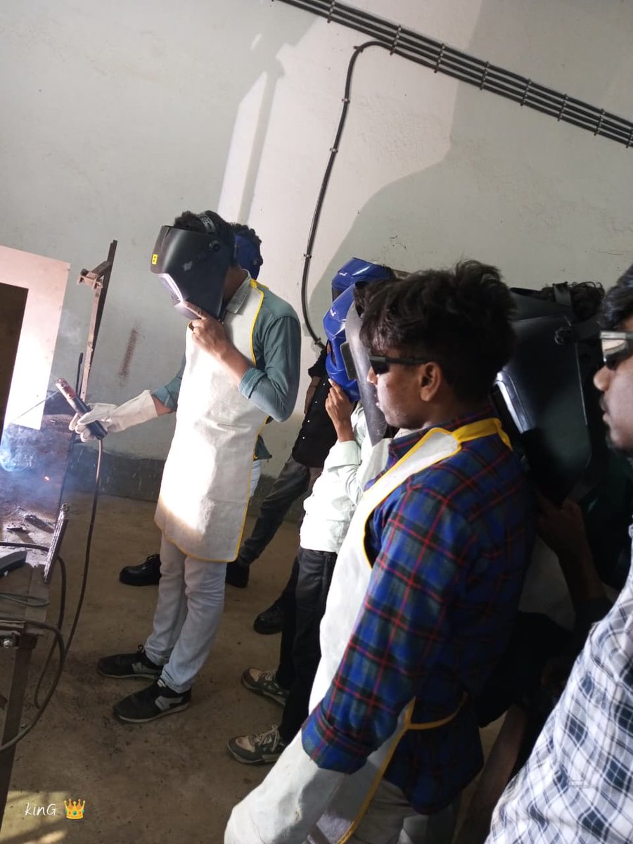 GManbazar's tweet photo. Sparks of Skill! 

 Welder Practical Class in full swing at Manbazar Govt. ITI.
 Forging the future with every weld.

 #Welder #ManbazarGovtITI #PracticalClass #SkillIndia #WeldingLife #ITI https://t.co/ZNClS65vsW